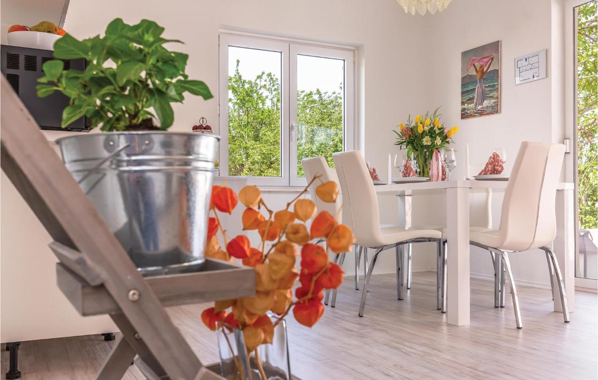 Two-Bedroom Apartment in Metković Buitenkant foto