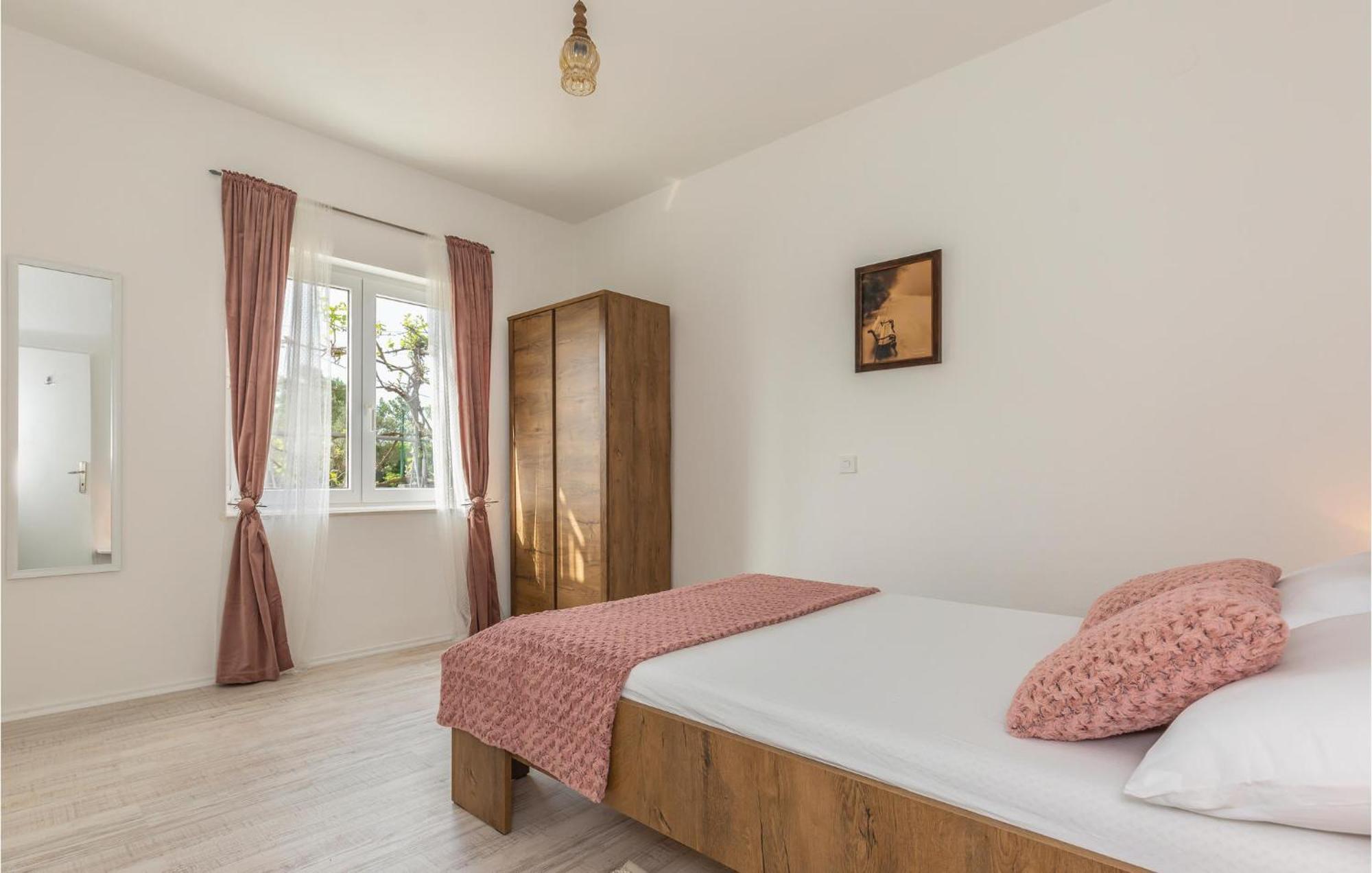 Two-Bedroom Apartment in Metković Buitenkant foto